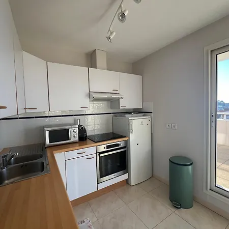 Apartment 6 Pers Avec Terrasse 80 M², Hyper Centre, A 50m, 296 Bd De La Plage, Arcachon